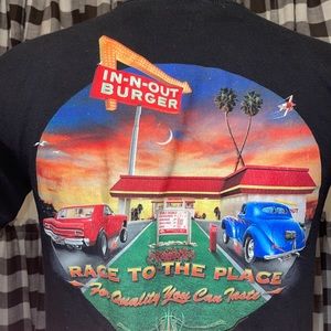 In-N-Out Graphic T-Shirt Size Medium FREE SHIPPING